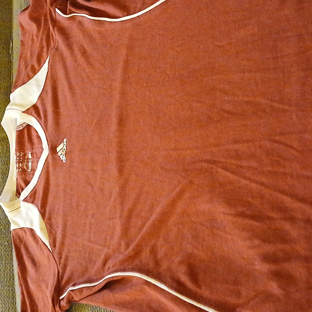 Adidas tee